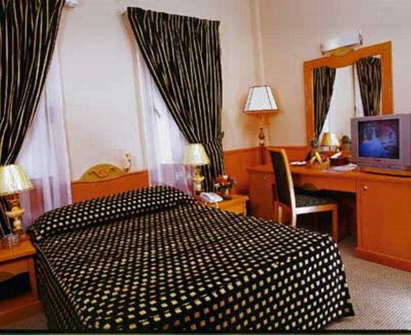 Zain International Hotel Dubai Exteriör bild