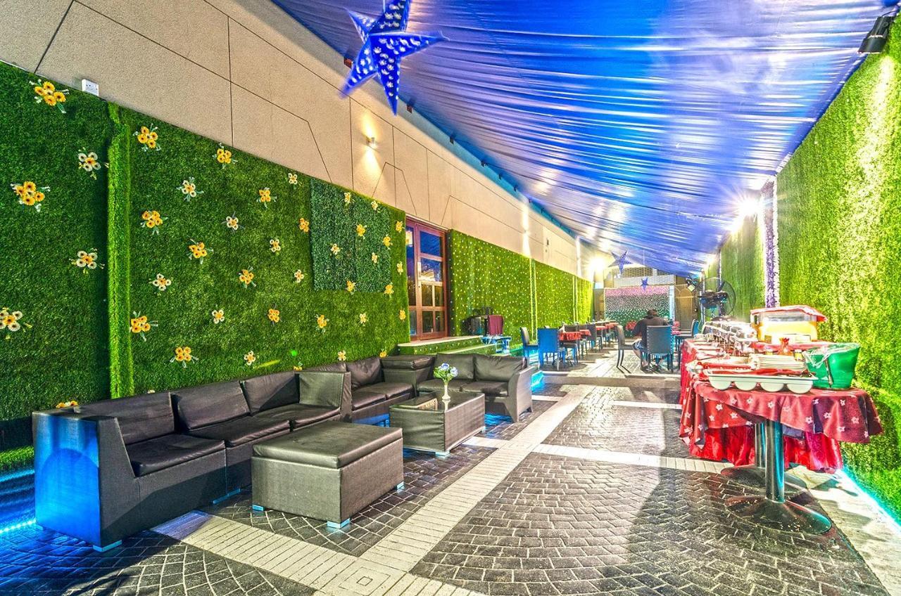 Zain International Hotel Dubai Exteriör bild